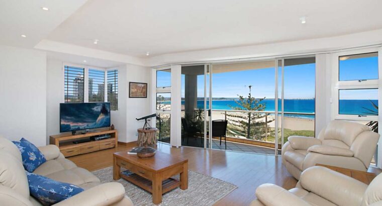 Mansion with Private Pool and Landscaped Garden